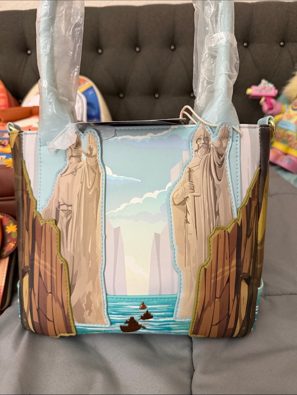 Loungefly The Lord of the Rings Mint Waterfall Mini Handbag NWT - Picture 5 of 7